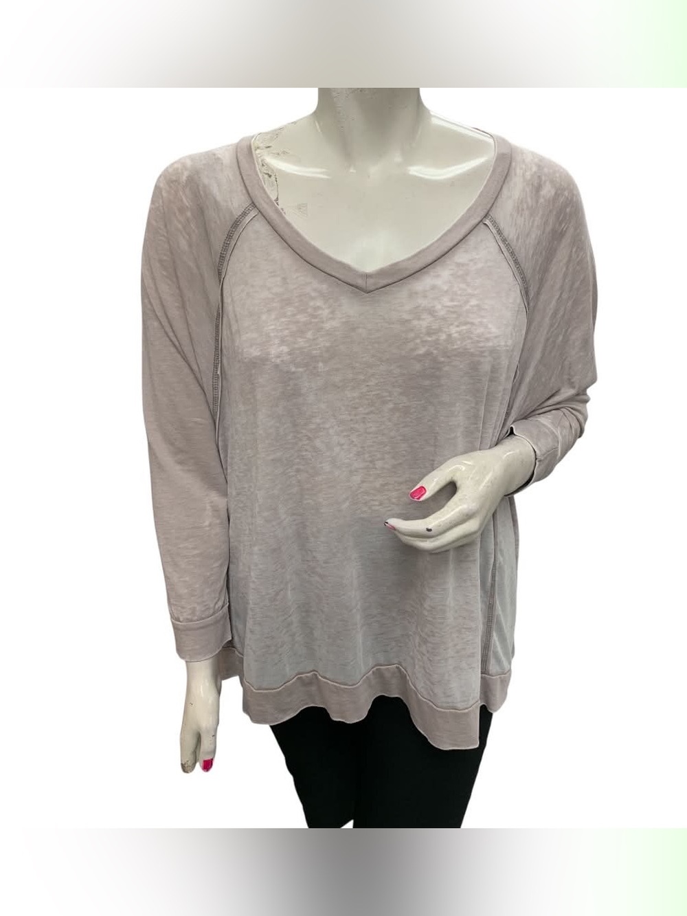 Freeloader Light Mauve V-Neck Long Sleeve Top Size L